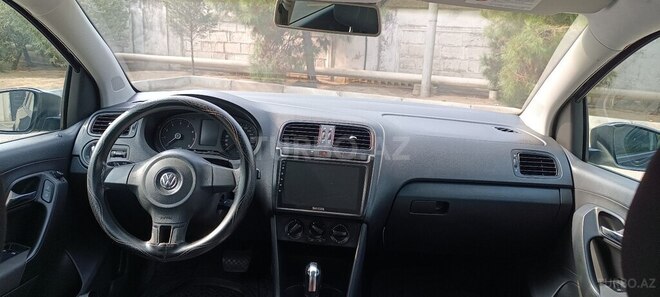Volkswagen Polo 2011, 183,000 km - 1.4 l - Bakı