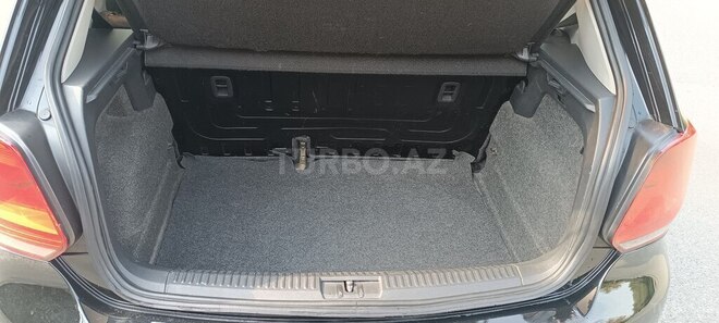 Volkswagen Polo 2011, 183,000 km - 1.4 l - Bakı