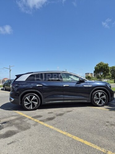 Volkswagen ID.6 Crozz 2022, 70,000 km - 0.0 l - Bakı