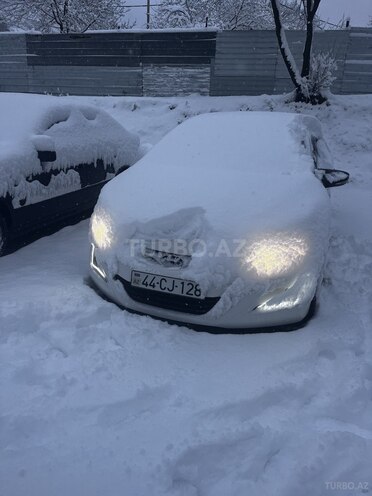 Hyundai Elantra 2011, 250,000 km - 1.8 л - Bərdə