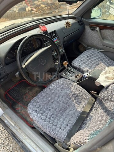 Mercedes C 220 1995, 500,000 km - 2.2 l - Bakı