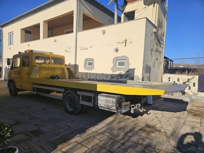 Mercedes Vario 2002, 255,000 km - 4.3 l - Füzuli