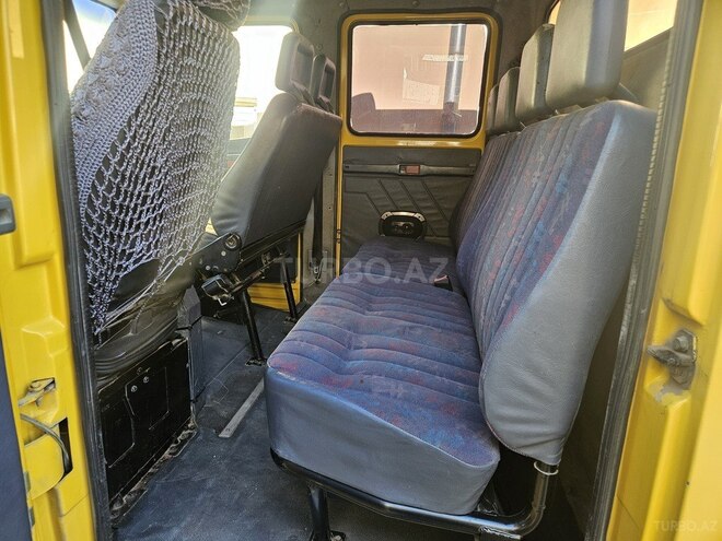 Mercedes Vario 2002, 255,000 km - 4.3 l - Füzuli