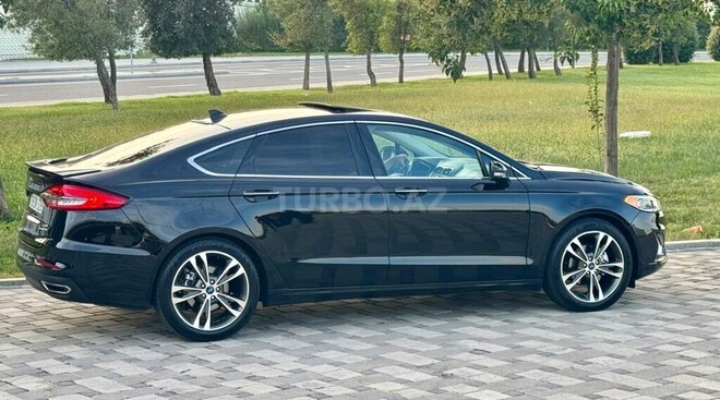 Ford Fusion (North America) 2019, 117,000 km - 2.0 l - Bakı
