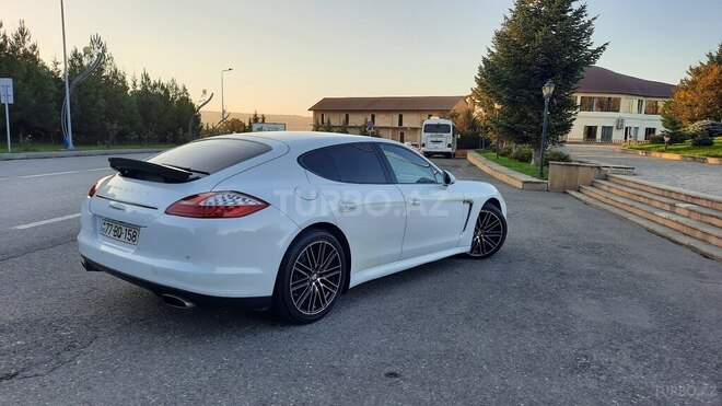 Porsche Panamera 2012, 220,000 km - 3.6 l - Qusar
