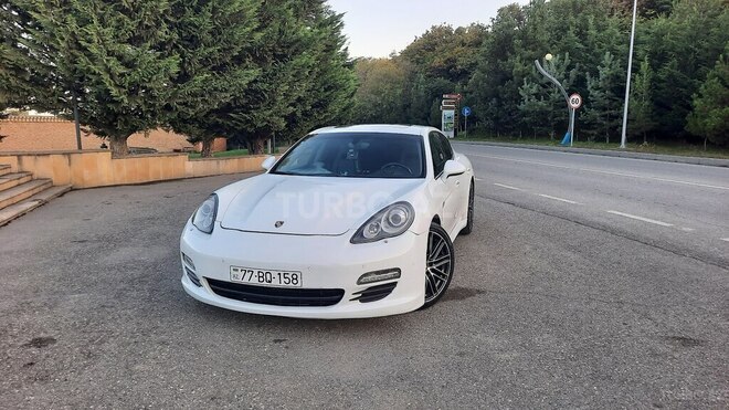Porsche Panamera 2012, 220,000 km - 3.6 l - Qusar
