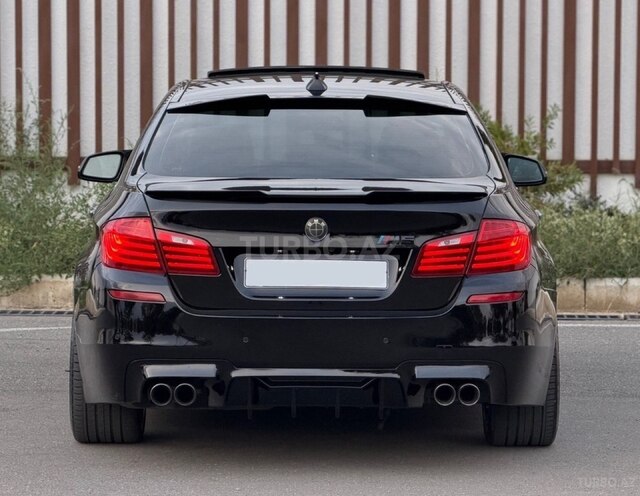 BMW 528 2014, 122,500 km - 2.0 l - Gəncə