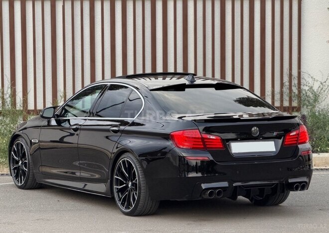 BMW 528 2014, 122,500 km - 2.0 l - Gəncə