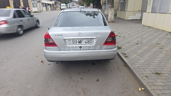 Mercedes C 220 1994, 552,000 km - 2.2 л - Quba