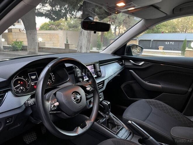 Skoda Kamiq 2023, 67,000 km - 1.6 л - Bakı