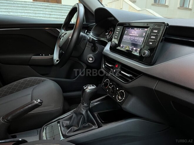 Skoda Kamiq 2023, 67,000 km - 1.6 л - Bakı