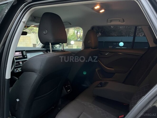 Skoda Kamiq 2023, 67,000 km - 1.6 л - Bakı