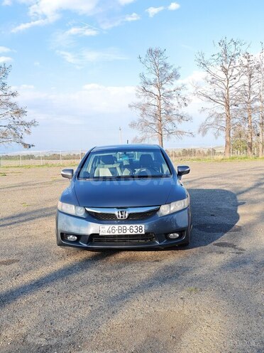 Honda Civic 2010, 504,000 km - 1.3 l - Naftalan