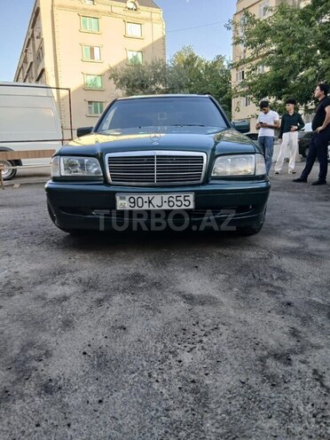 Mercedes C 240 1999, 290,000 km - 2.4 l - Bakı