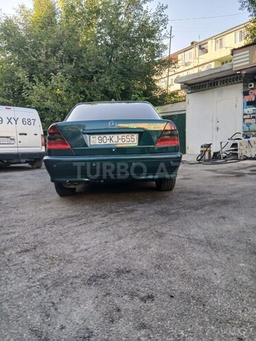 Mercedes C 240 1999, 290,000 km - 2.4 l - Bakı