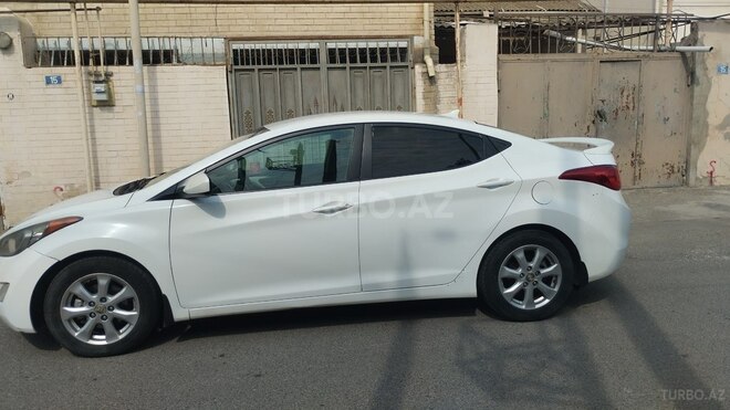Hyundai Elantra 2013, 218,600 km - 1.8 l - Bakı