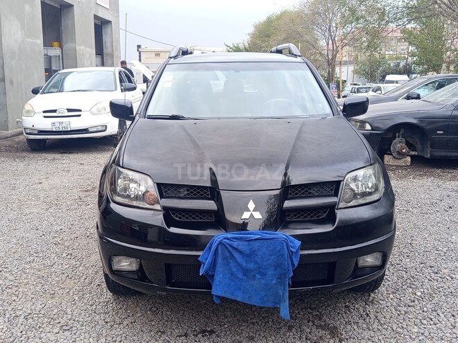 Mitsubishi Outlander 2002, 327,745 km - 2.4 l - Sumqayıt