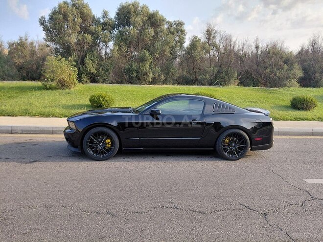 Ford Mustang 2010, 251,000 km - 3.7 l - Bakı