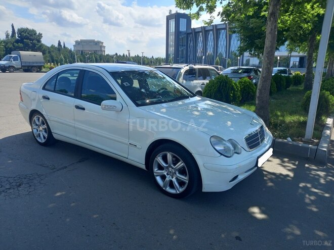 Mercedes C 200 2001, 160,000 km - 2.0 л - Gəncə