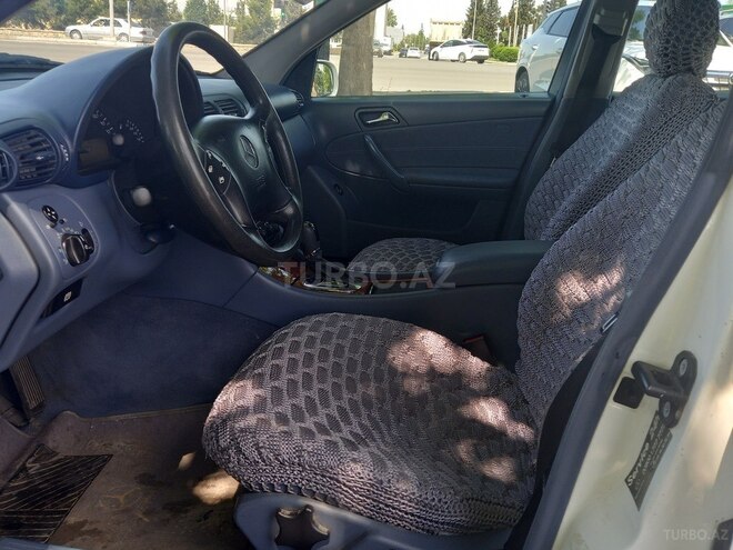 Mercedes C 200 2001, 160,000 km - 2.0 л - Gəncə
