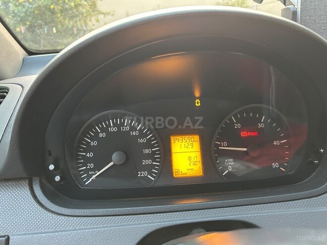 Mercedes  2007, 343,600 km - 2.1 l - Bakı