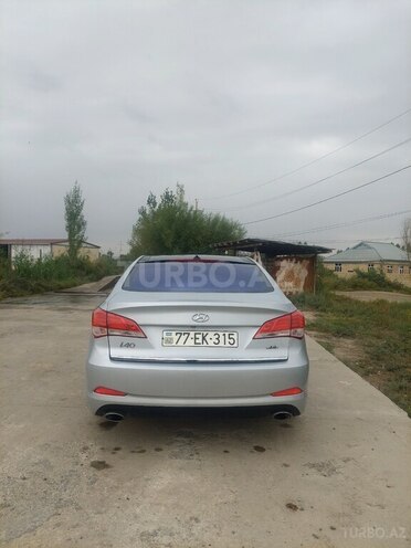 Hyundai i40 2013, 203,600 km - 2.0 l - Şirvan