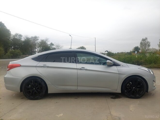 Hyundai i40 2013, 203,600 km - 2.0 l - Şirvan