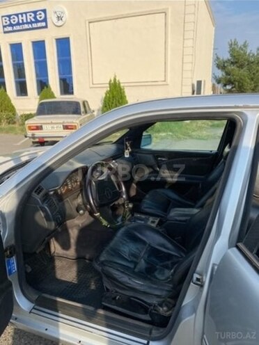 Mercedes E 280 1996, 109,900 km - 2.8 l - Gəncə