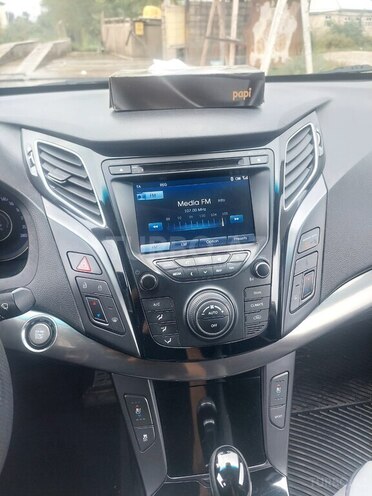 Hyundai i40 2013, 203,600 km - 2.0 l - Şirvan