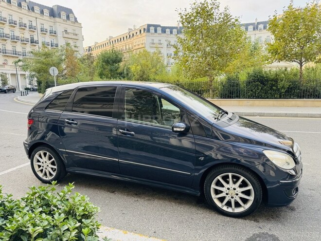 Mercedes B 200 2006, 245,000 km - 2.0 l - Bakı