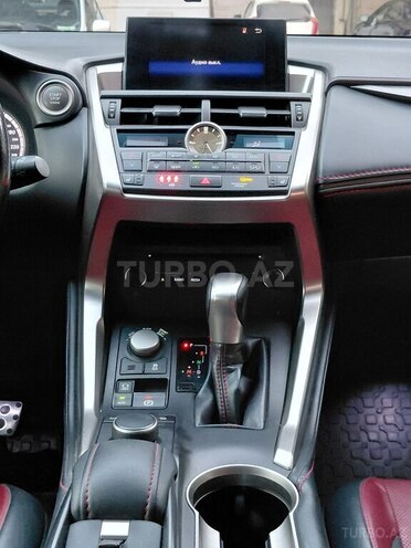 Lexus NX 200t 2017, 105,000 km - 2.0 l - Bakı