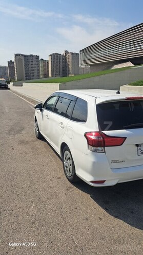 Toyota Corolla Fielder 2016, 165,000 km - 1.5 л - Bakı