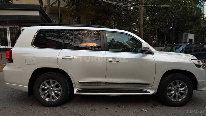 Toyota Land Cruiser 2017, 98,784 km - 4.0 l - Bakı