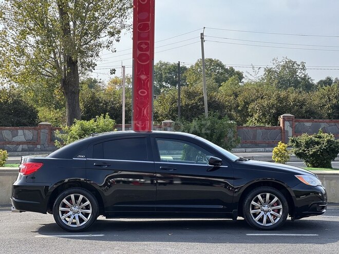 Chrysler 200 2012, 190,000 km - 2.4 l - Zaqatala