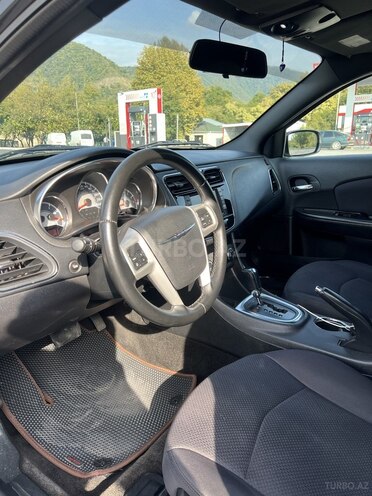 Chrysler 200 2012, 190,000 km - 2.4 l - Zaqatala