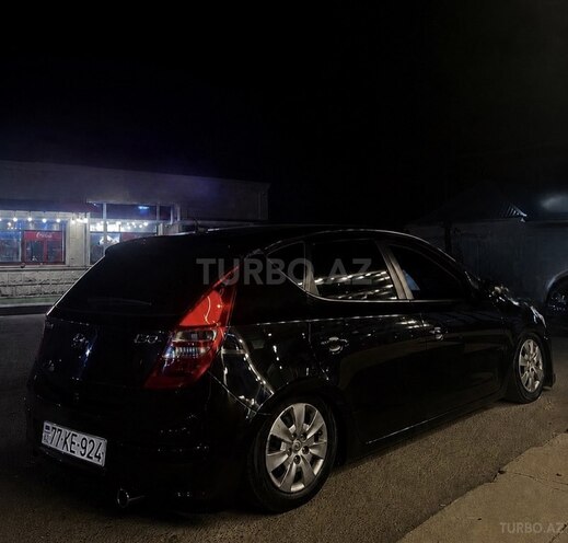 Hyundai i30 2007, 300,000 km - 1.4 л - Kürdəmir