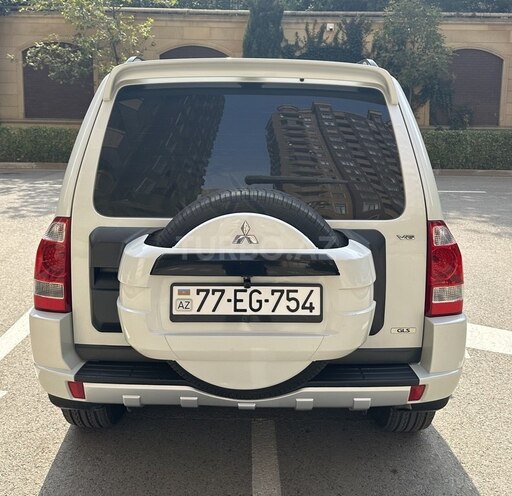 Mitsubishi Pajero 2011, 230,000 km - 3.5 л - Bakı