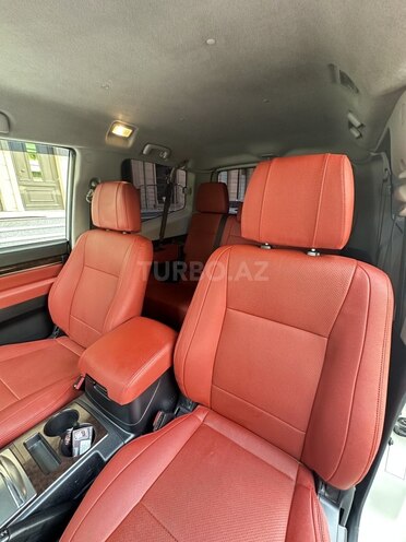 Mitsubishi Pajero 2011, 230,000 km - 3.5 л - Bakı