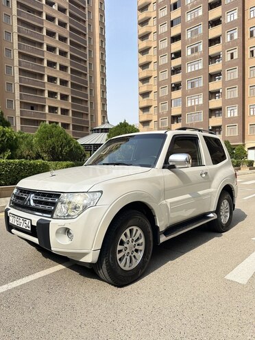 Mitsubishi Pajero 2011, 230,000 km - 3.5 л - Bakı
