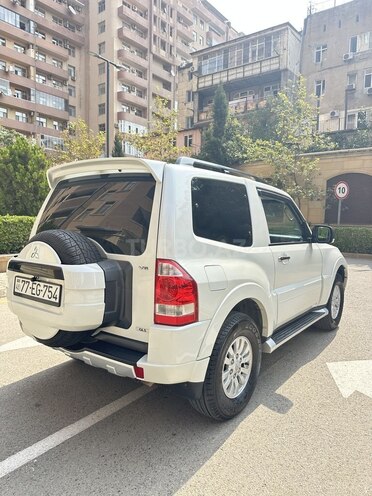 Mitsubishi Pajero 2011, 230,000 km - 3.5 л - Bakı