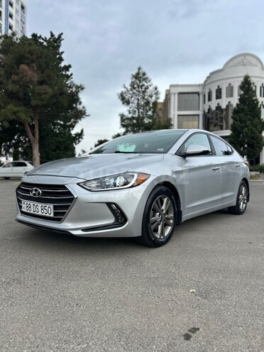 Hyundai Elantra 2018, 64,000 km - 2.0 л - Bakı