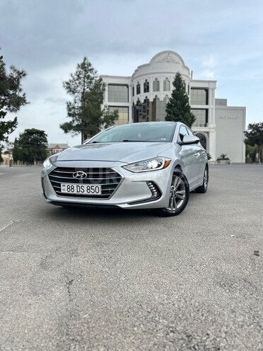 Hyundai Elantra 2018, 64,000 km - 2.0 л - Bakı