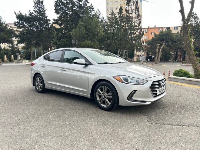 Hyundai Elantra 2018, 64,000 km - 2.0 л - Bakı