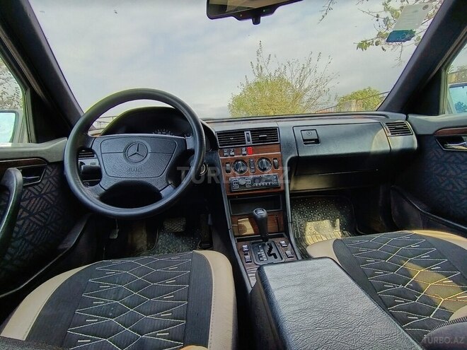Mercedes C 180 1995, 349,000 km - 1.8 l - Neftçala