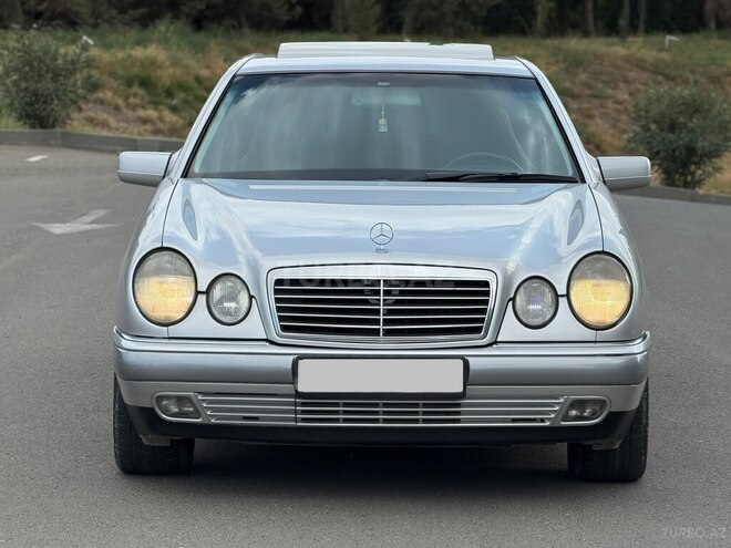 Mercedes E 240 1998, 252,000 km - 2.4 l - Gəncə