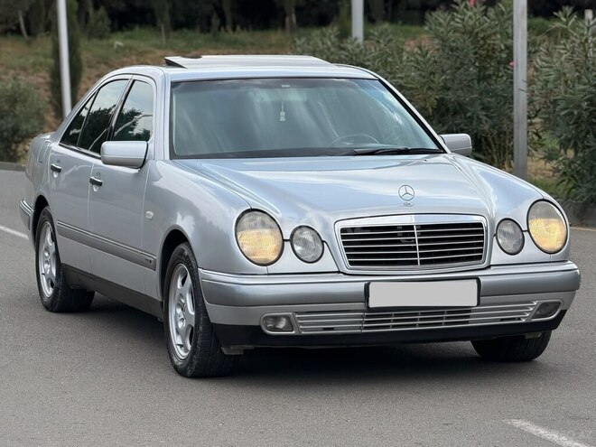 Mercedes E 240 1998, 252,000 km - 2.4 l - Gəncə