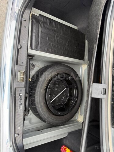Mercedes E 240 1998, 252,000 km - 2.4 l - Gəncə