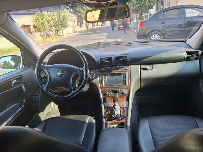 Mercedes C 240 2003, 256,380 km - 2.6 l - Gəncə