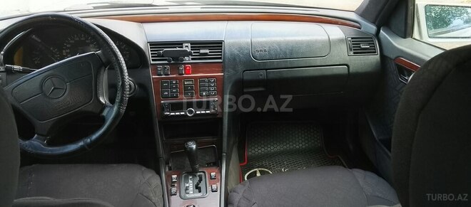 Mercedes C 220 1996, 365,890 km - 2.2 l - Göyçay
