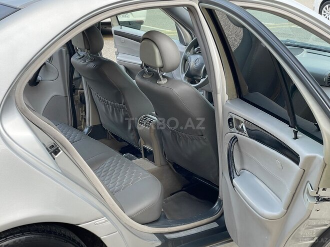 Mercedes C 240 2002, 345,870 km - 2.6 l - Sumqayıt